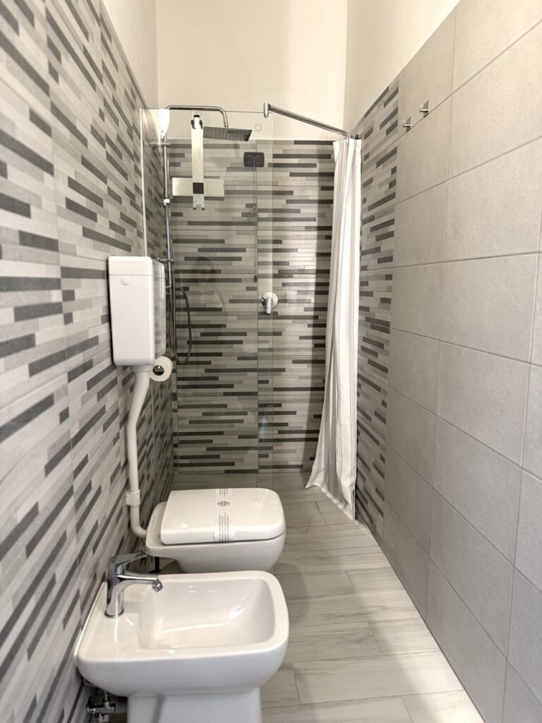 Bagno nuovo standard Villa Salvarezza bagno camera doppia standard- Villa Salvarezza Noli